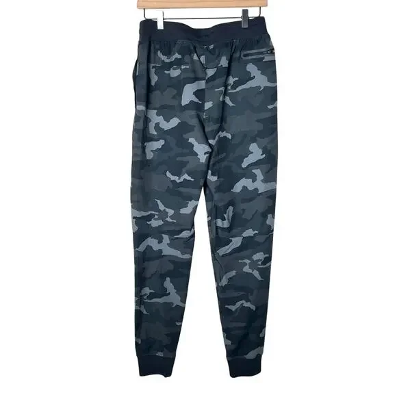 Under Armour gray green camo print jogger style athletic pants sz medium M B198 - Picture 4 of 4